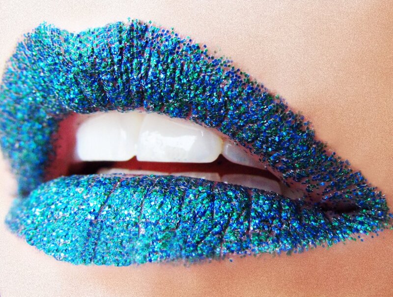 Lips with Glitter Makeup