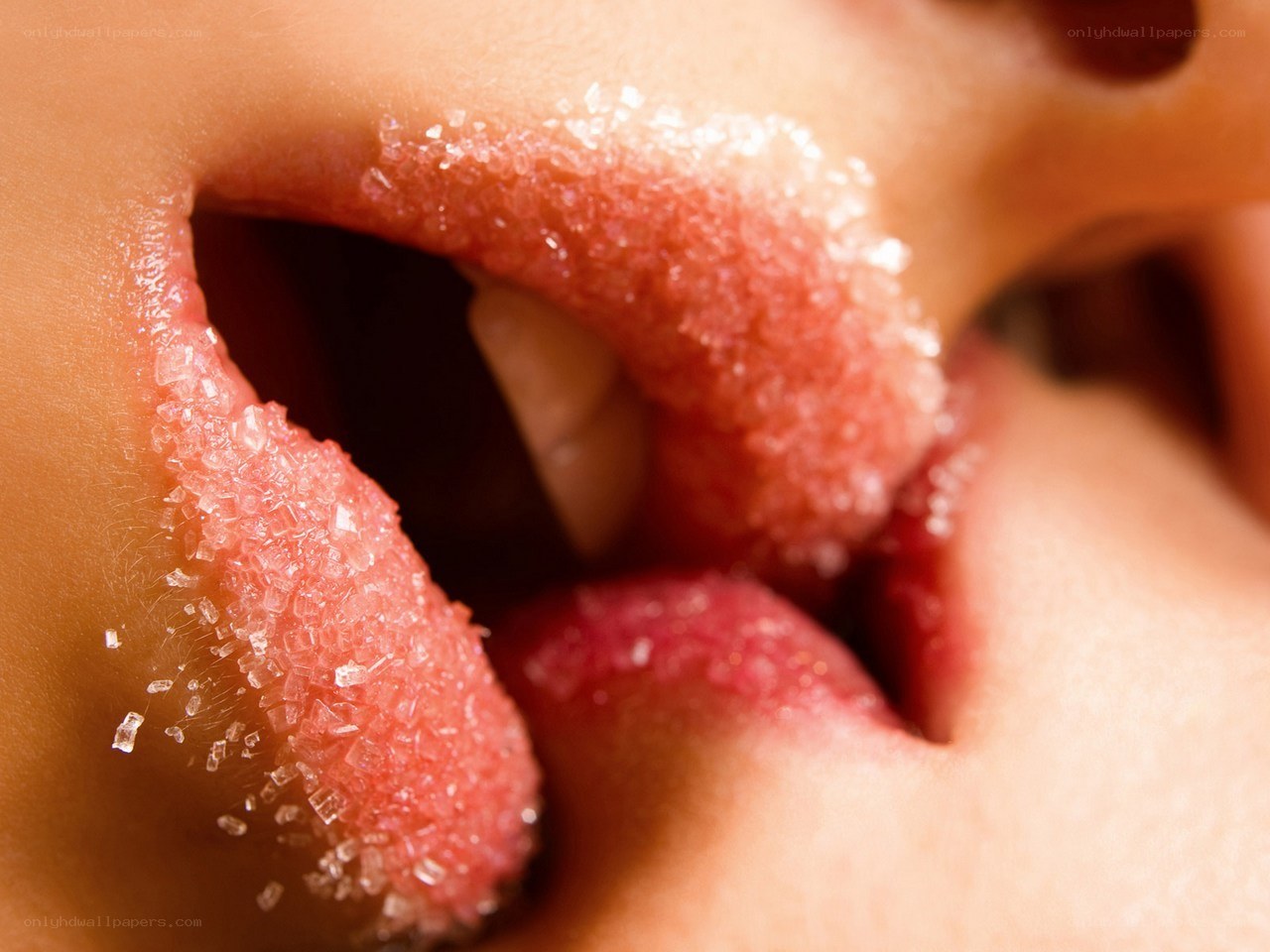 lips with sugar crystals