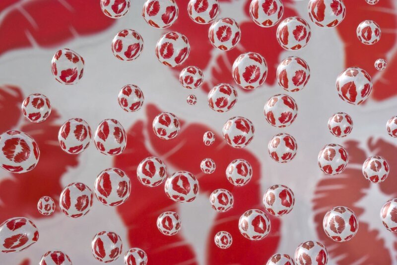 lipstick kiss bubbles