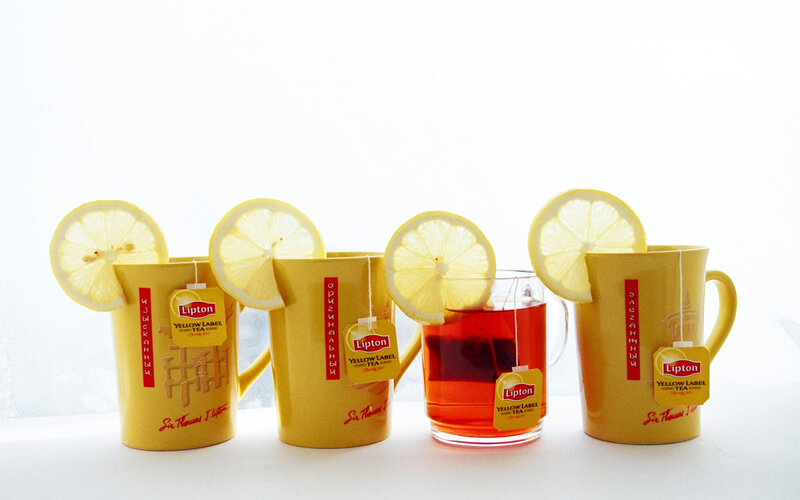 Lipton tea with lemon