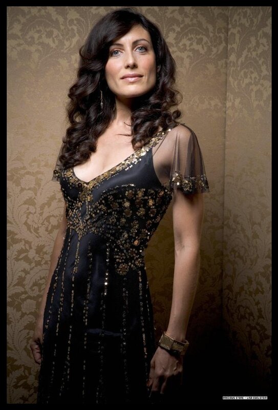 Lisa Edelstein in a black dress