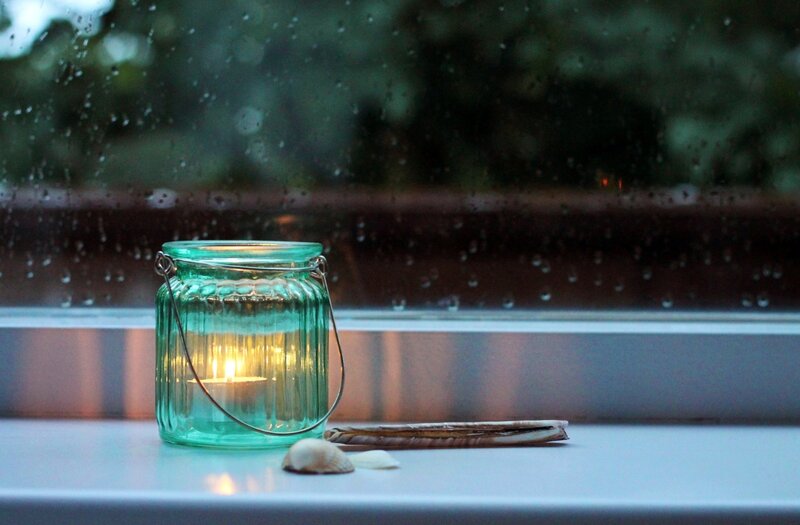 Lit Candle in Jar — Green
