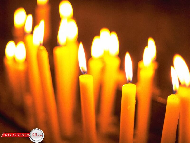 Lit Candles in Dark — Yellow, Calm