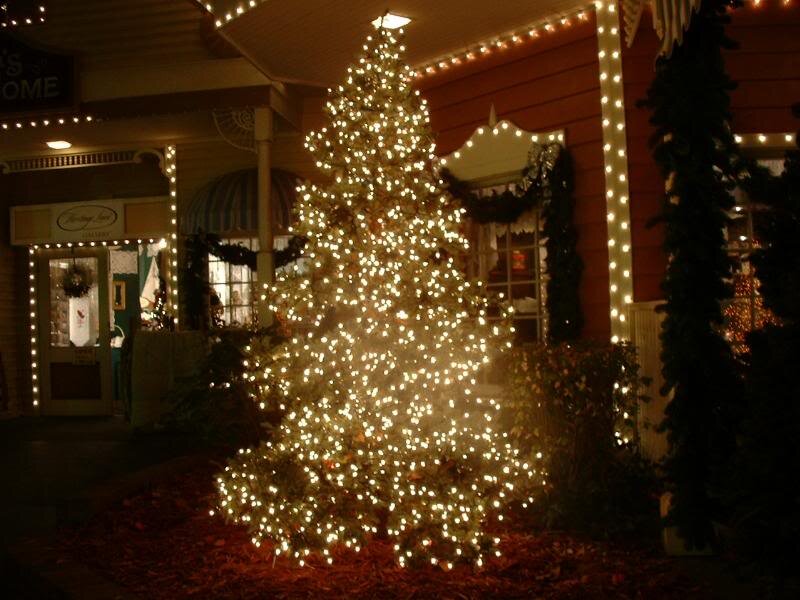 Lit Christmas Tree — White