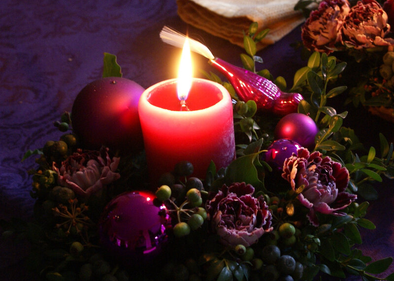 Lit Red Candle in Wreath — Festive