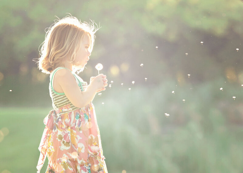 Little Girl Blowing Dandelion — Green