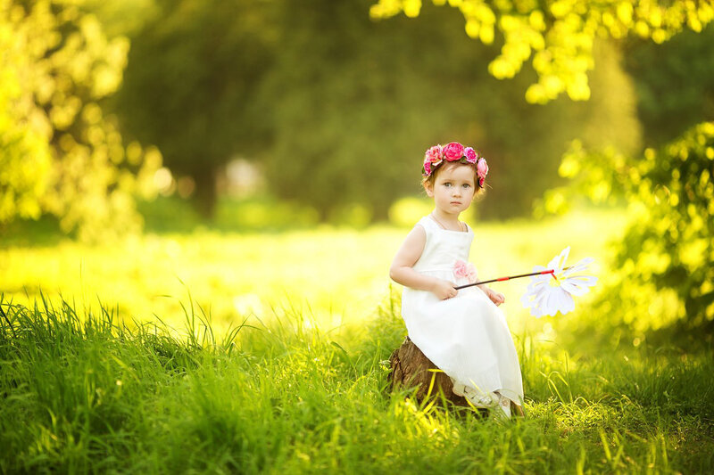 Little Girl in White Dress — Green, Serene