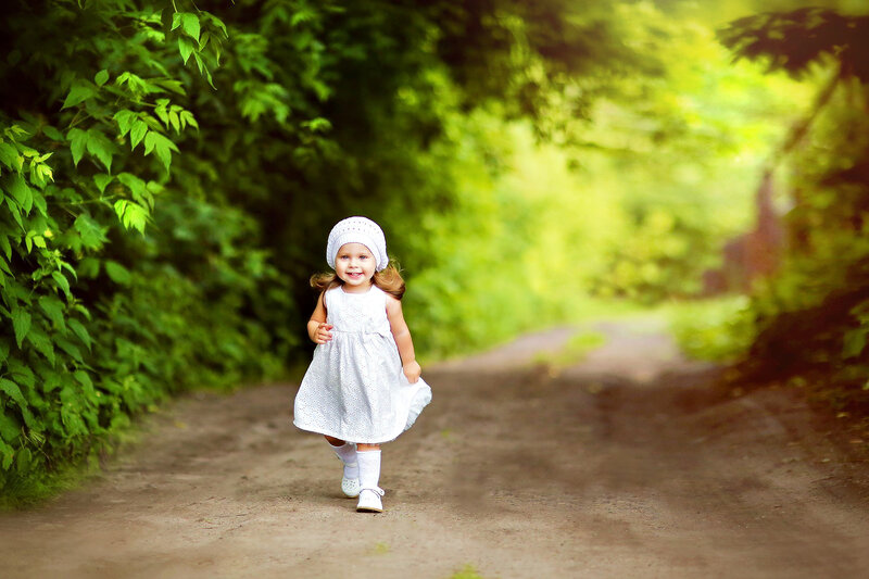 Little Girl in White Dress — Green