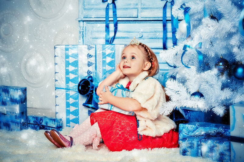 Little Girl with Crown
