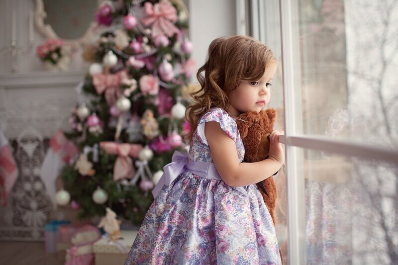 Little Girl with Teddy Bear — Pink, Calm