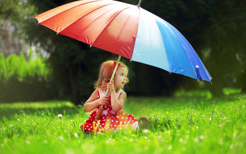 Little Girl with Umbrella — Green