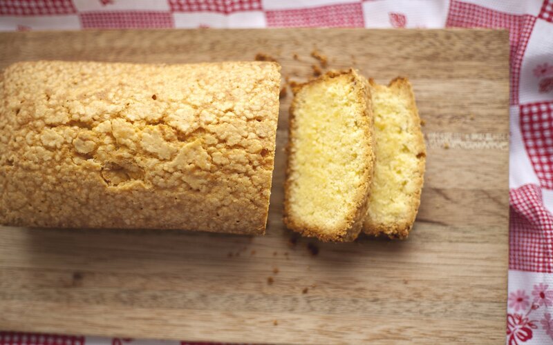 Loaf cake on wooden board