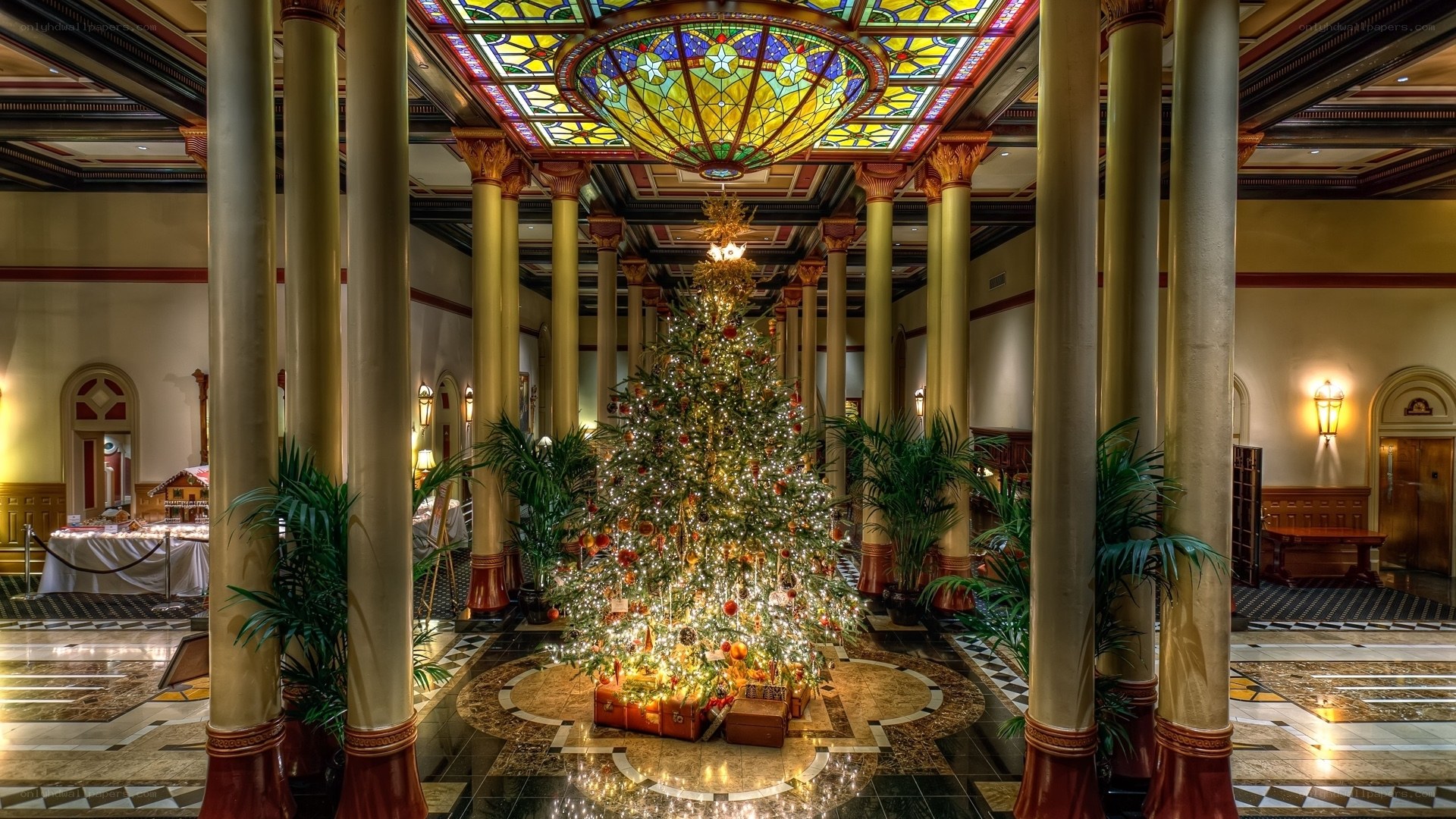 Lobby with Christmas tree