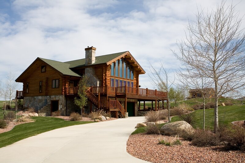 log cabin with stone foundation