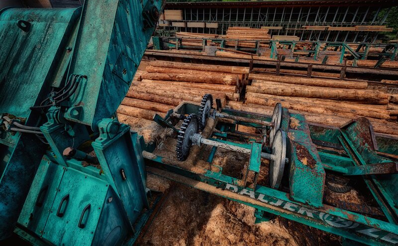 Logging Machinery