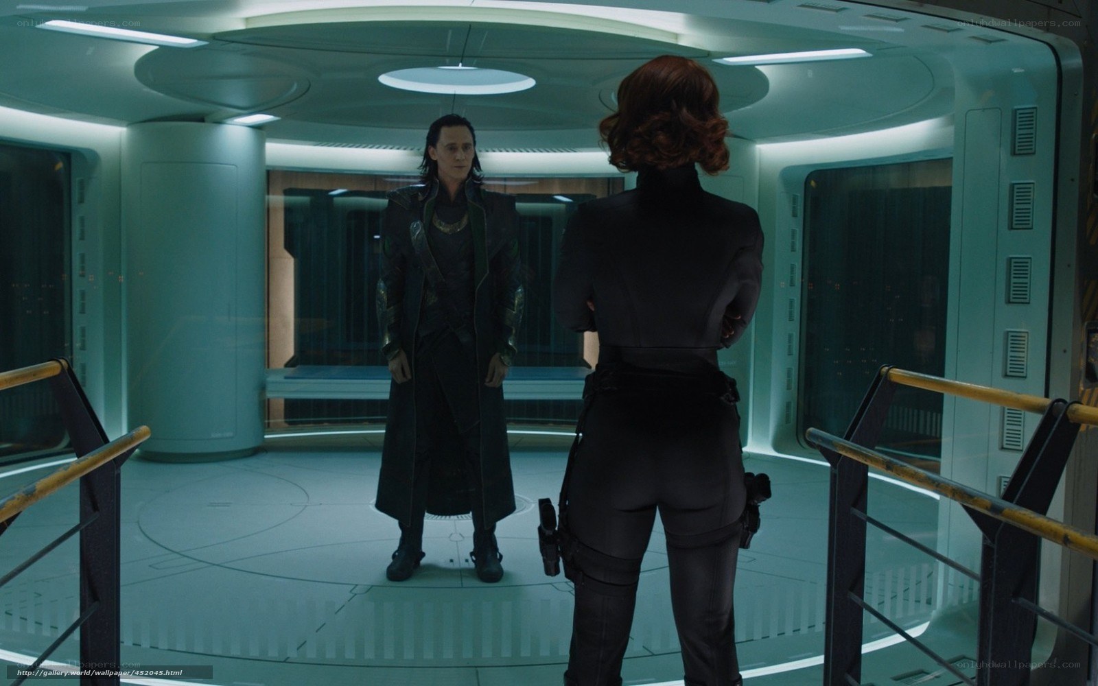 Loki and Black Widow in a spaceship
