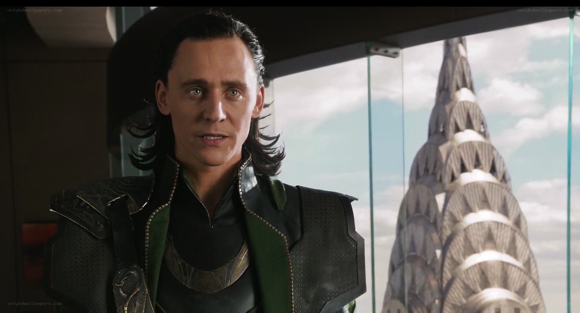 Loki in a modern city