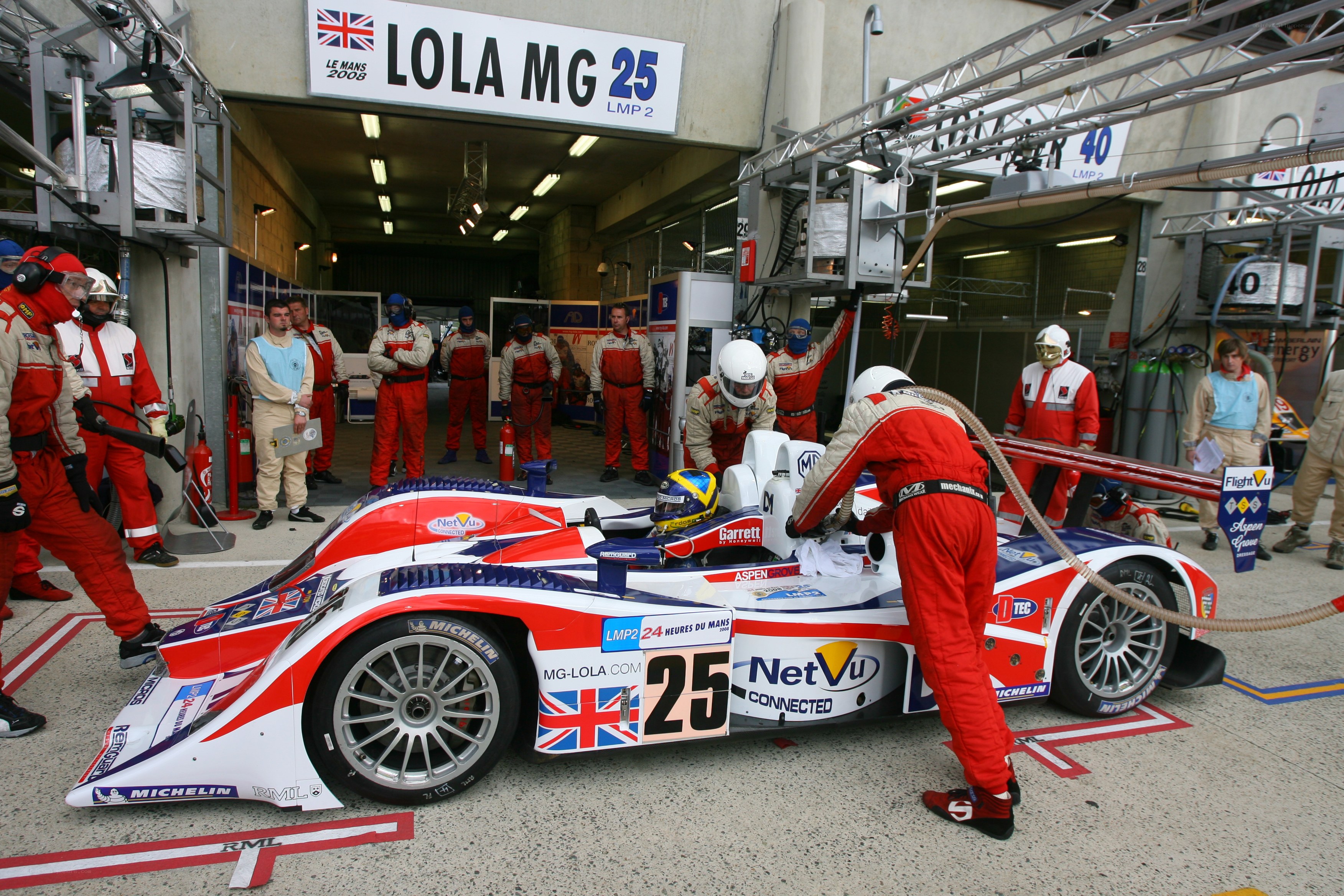 Lola MG race car pit stop