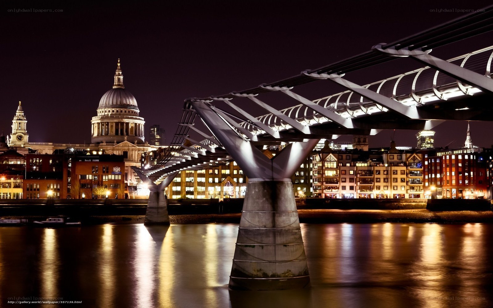 London Bridge at night