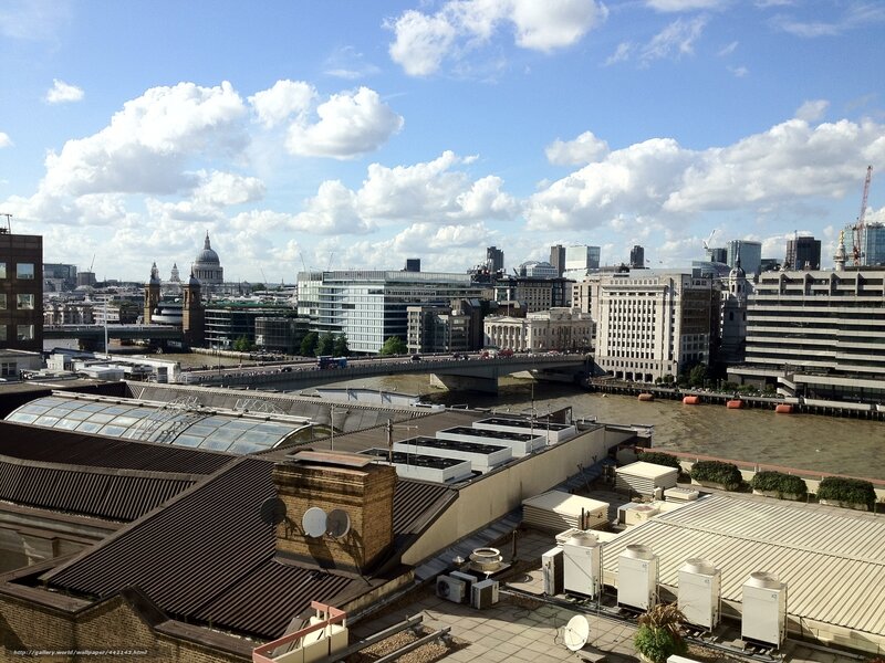 London Cityscape View — Blue