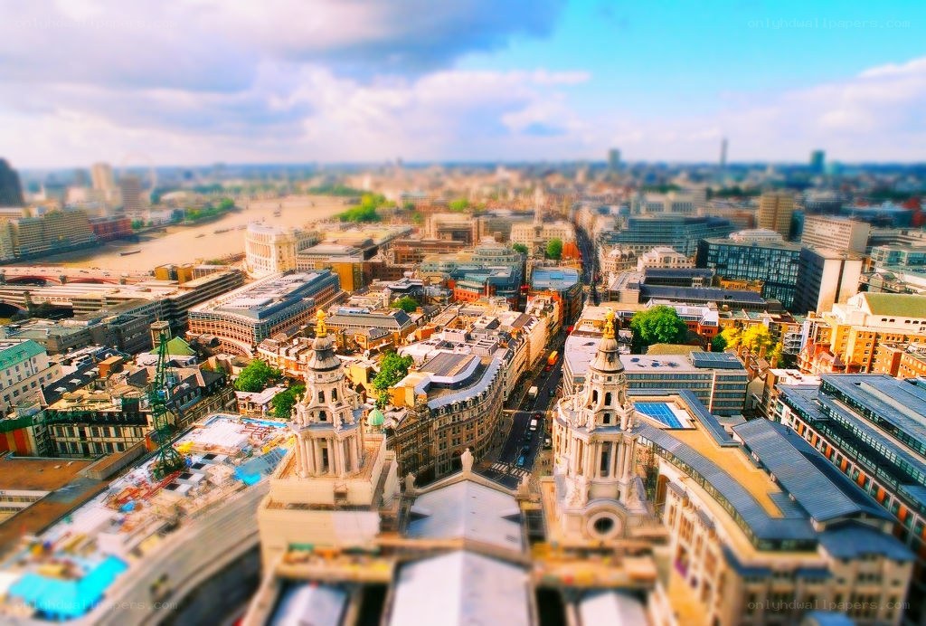 London cityscape with tilt-shift effect