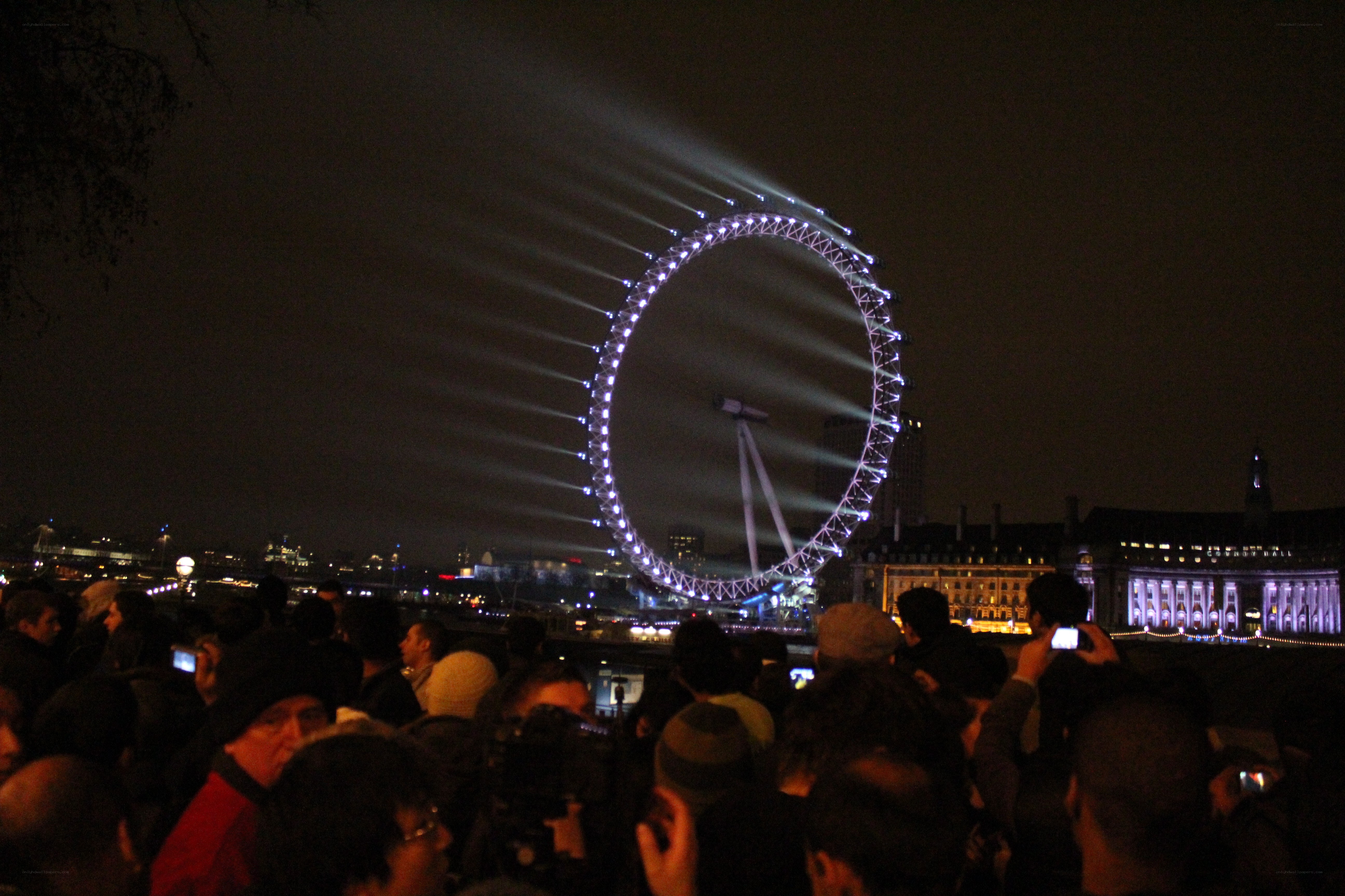 London Eye at night