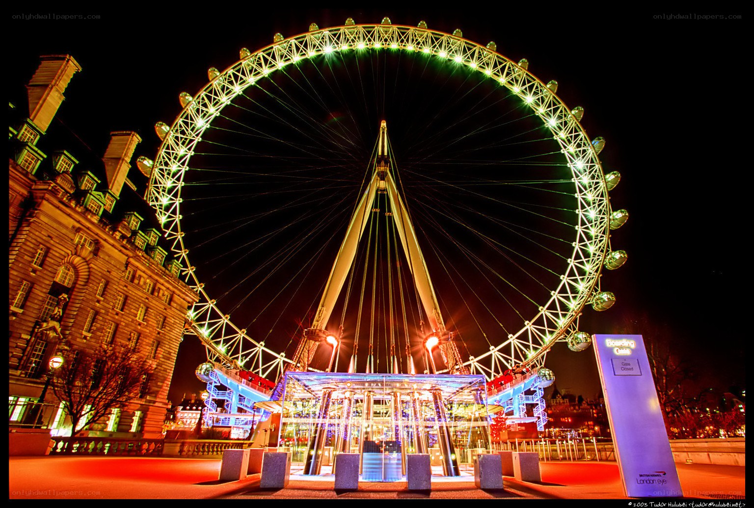 London Eye at night