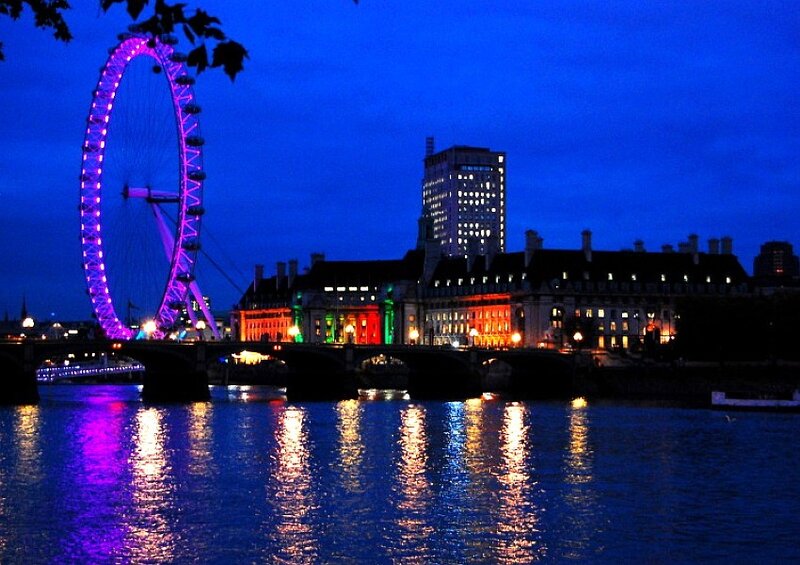 London Eye at night