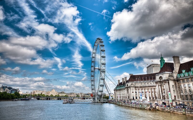 London Eye Ferris Wheel — Blue