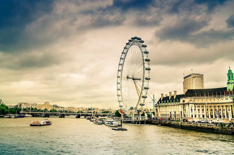 London Eye Ferris Wheel — Gray, Dramatic, Afternoon