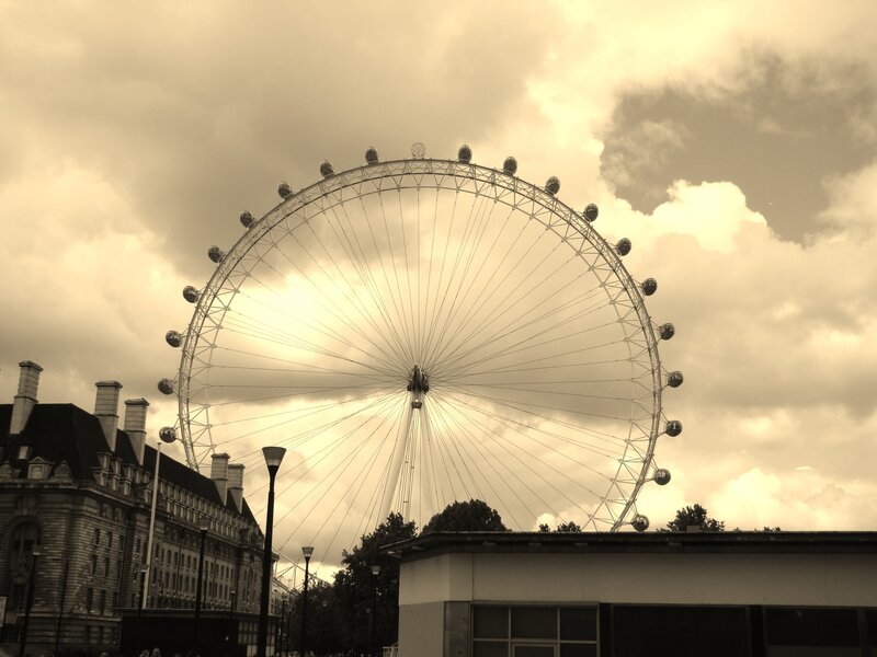 London Eye Ferris Wheel — Sepia