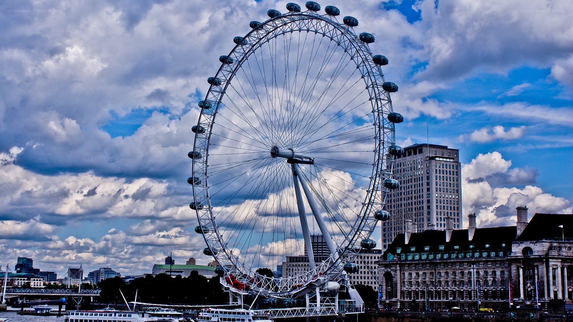 London Eye with cloudy sky