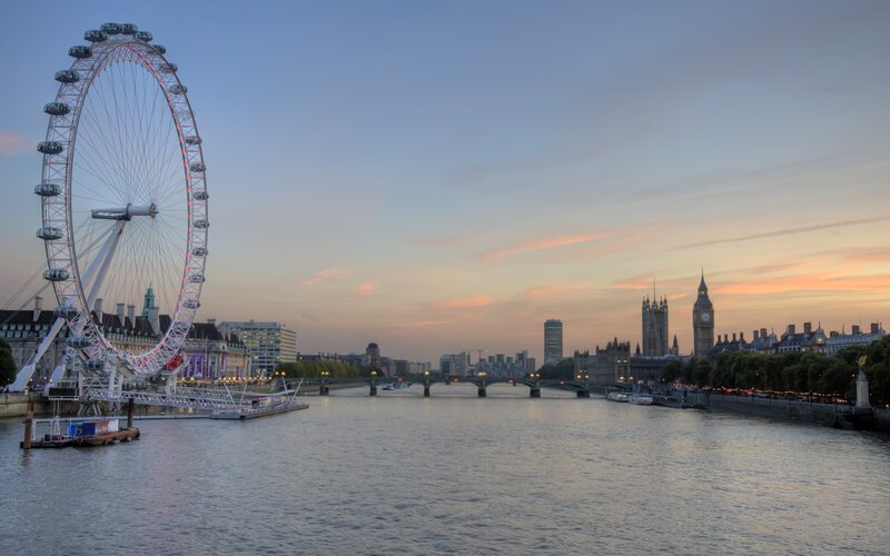 London skyline at dusk
