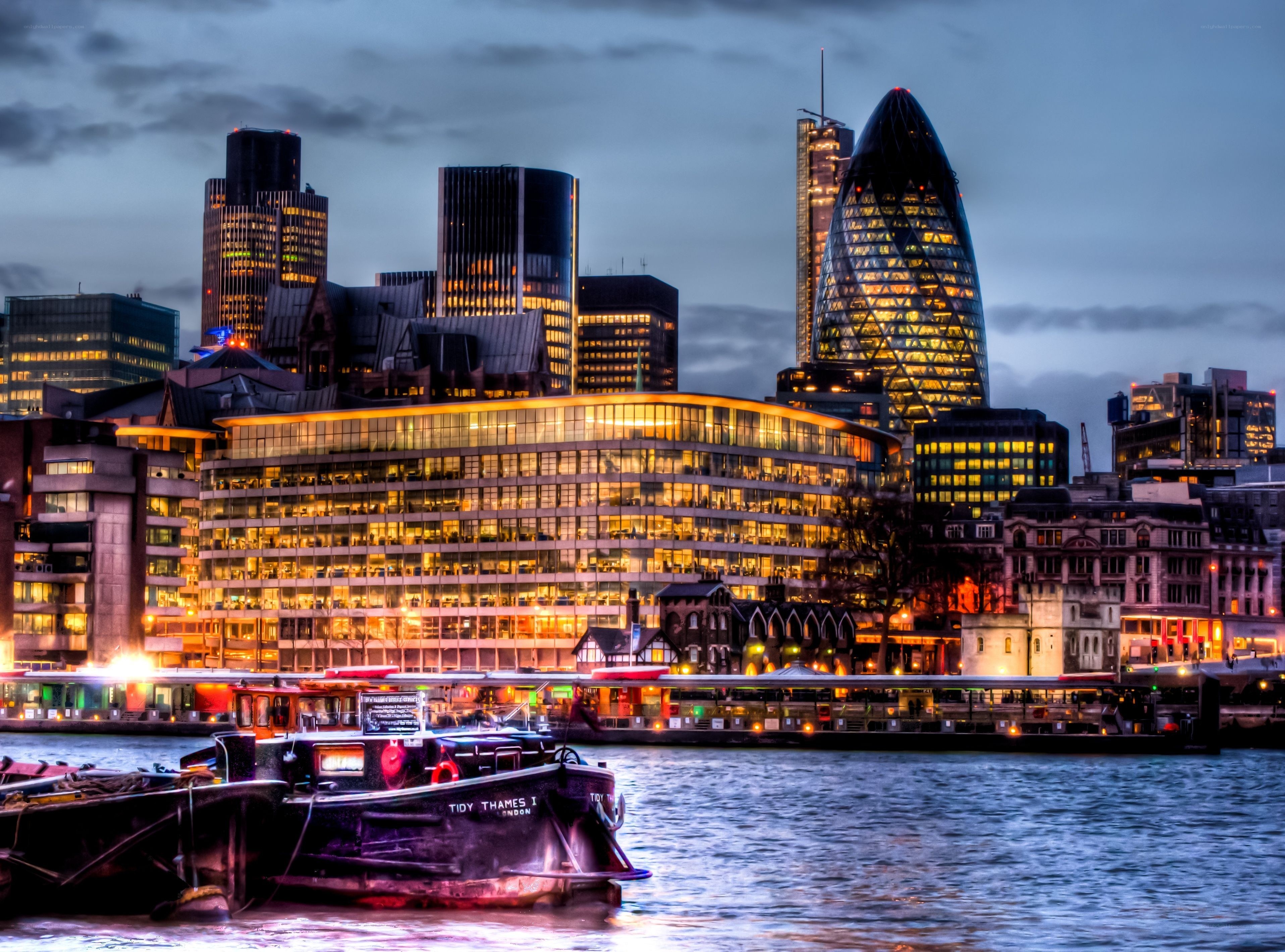 London skyline at dusk