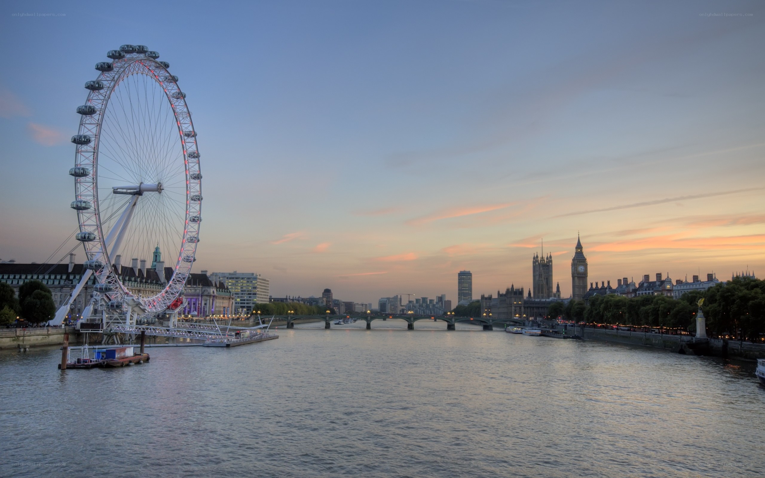 London skyline at dusk