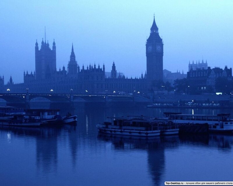 London skyline at dusk