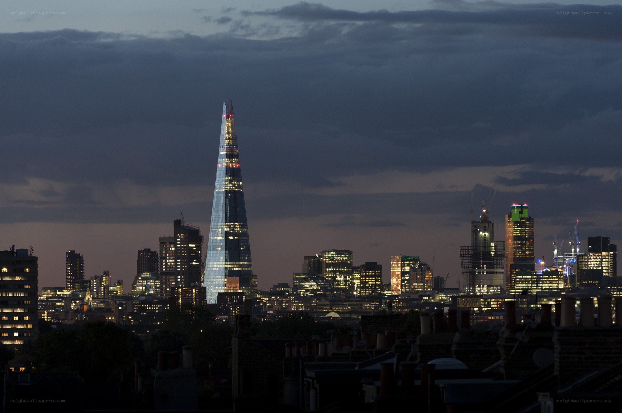 London skyline at dusk