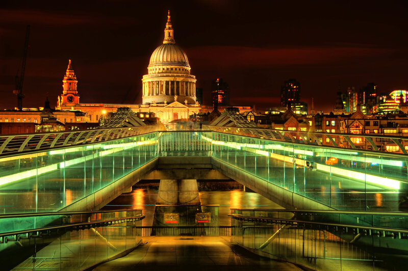 London skyline at night