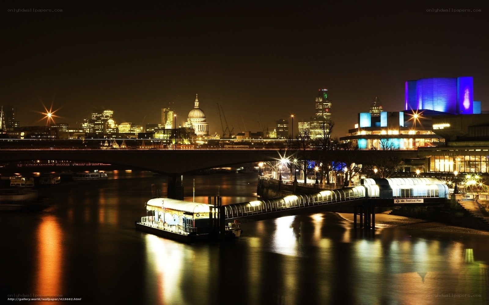 London skyline at night