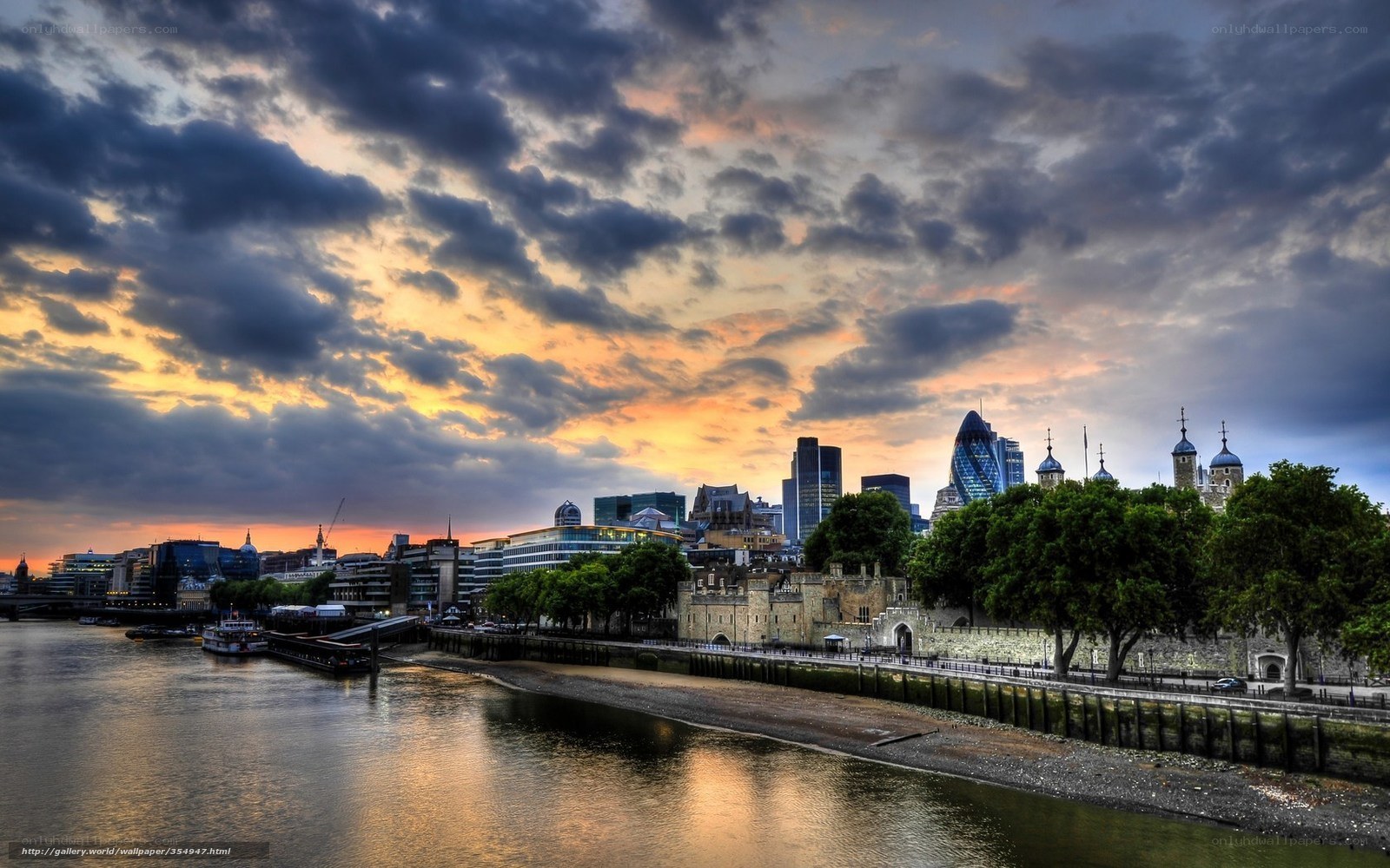 London skyline at sunset