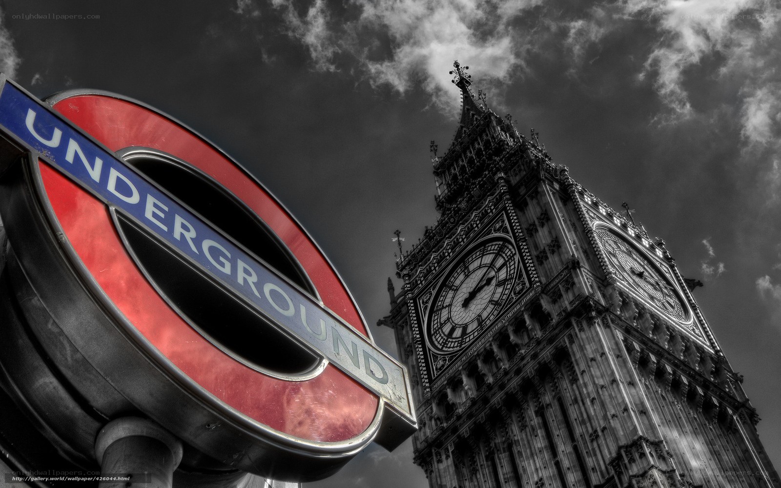 London Underground sign and Big Ben