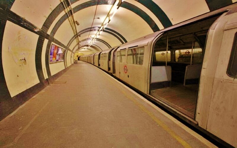 London Underground Train