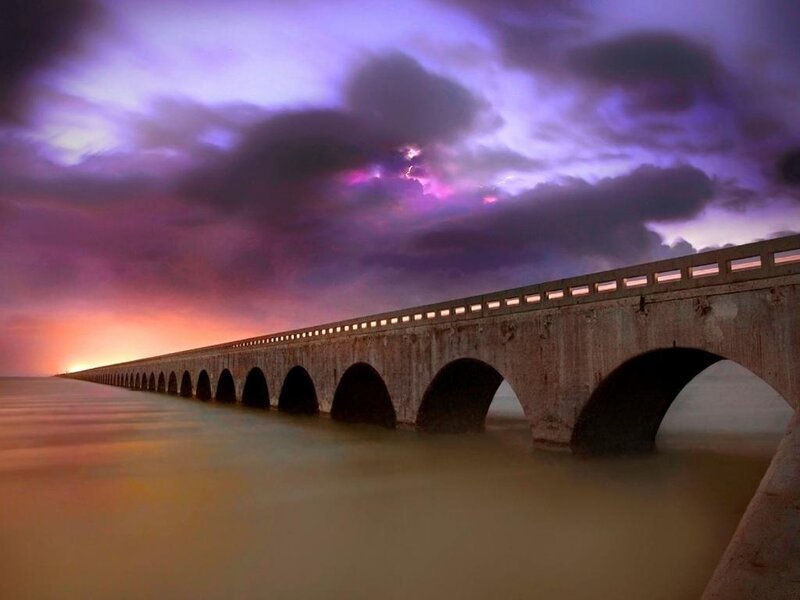 Long Arched Bridge