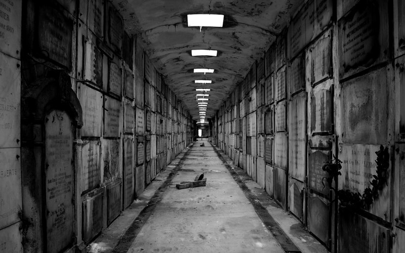 Long corridor of crypts