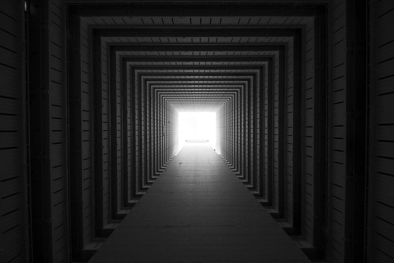 Long Dark Tunnel — Black