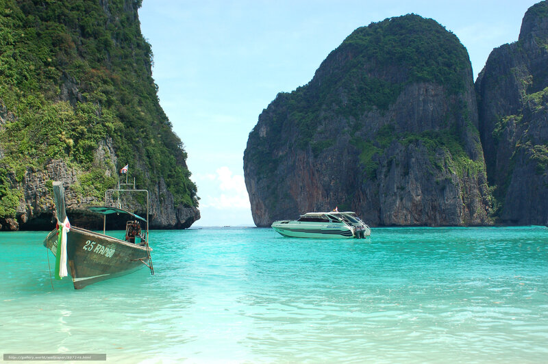 Longtail Boat in Turquoise Water — Serene, Afternoon