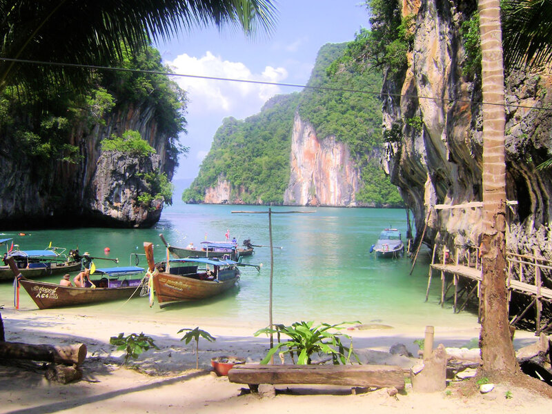 Longtail Boats in Bay