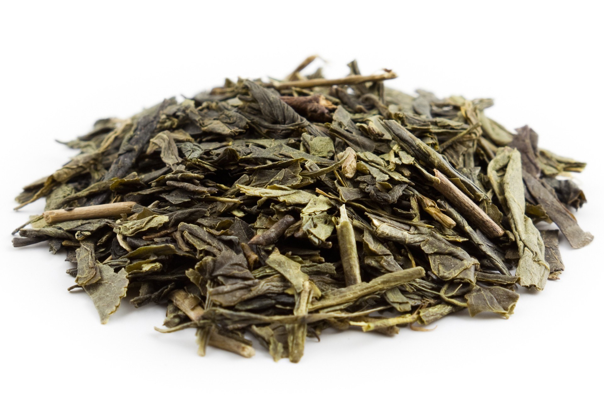 loose green tea leaves