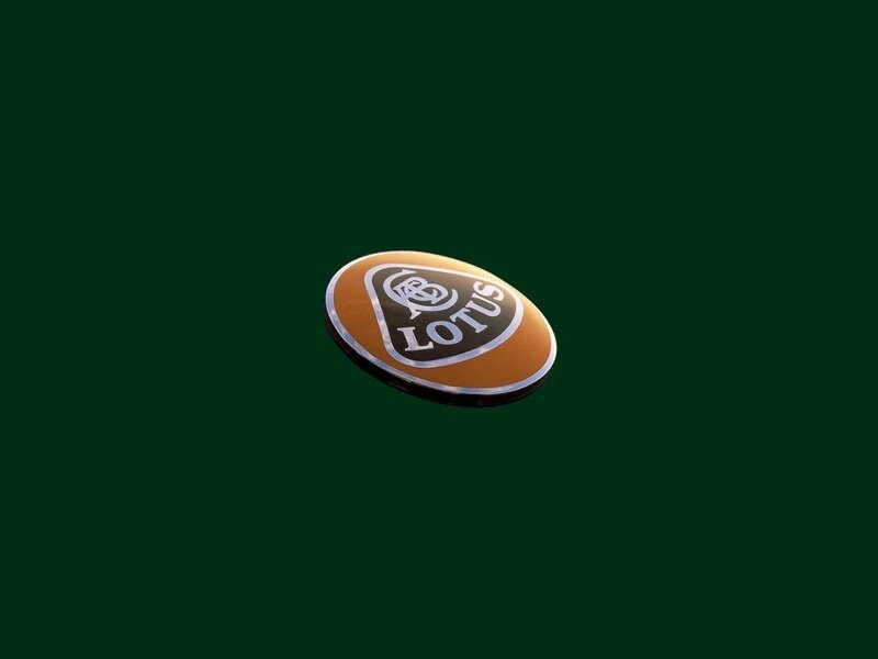 Lotus Car Emblem — Green, Minimalist