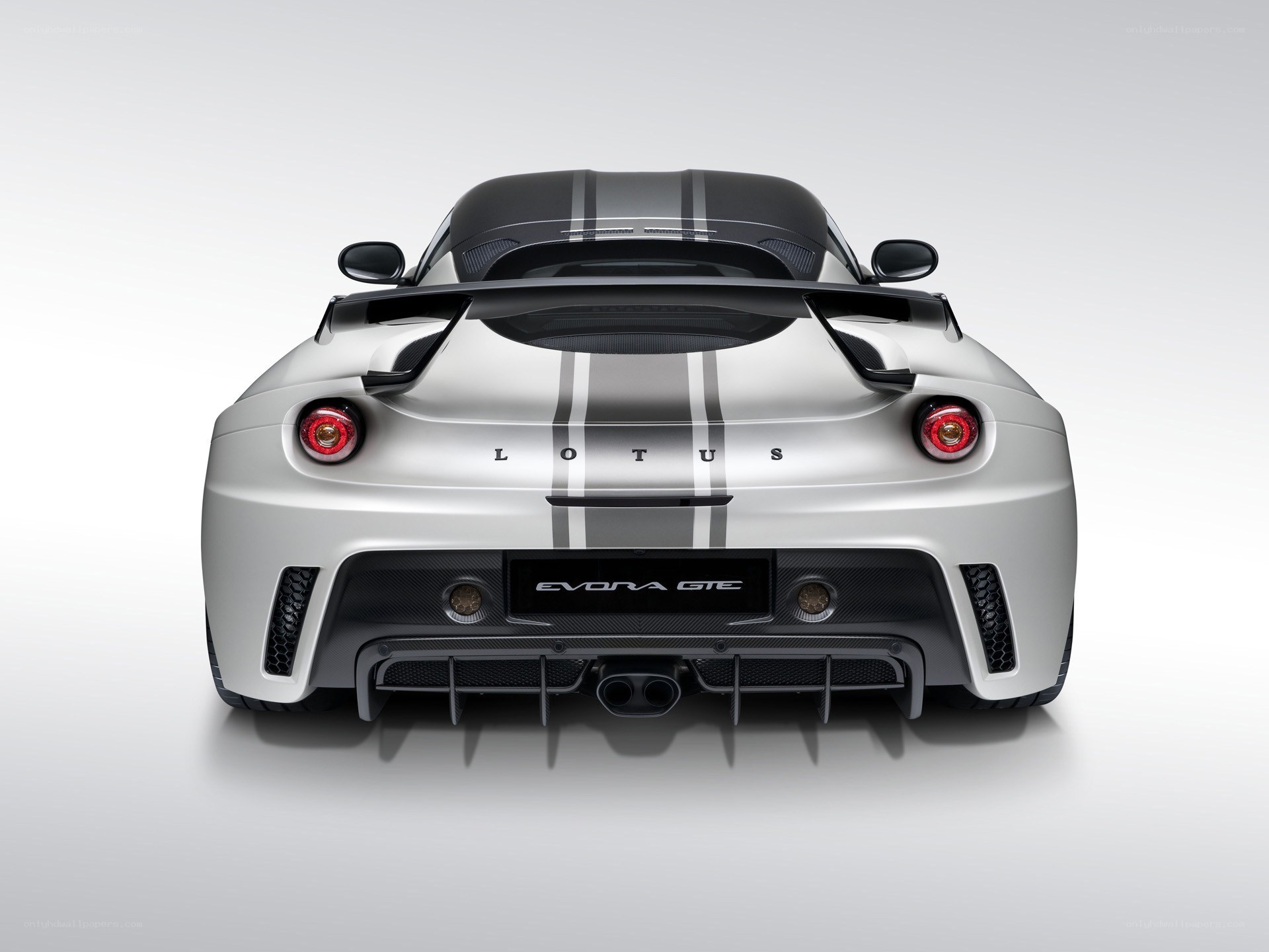 Lotus Evora GTE rear view